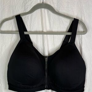Black Women's Intimate Bra Core 10 44 DDD NWOT